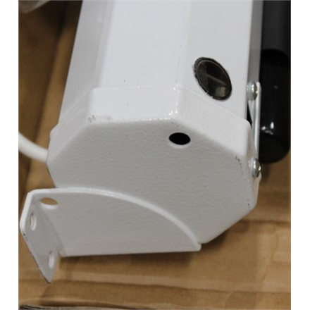 SALE OUT. SALE OUT. Elite Screens | Spectrum Series | Electric120V | Diagonal 120 " | 4:3 | Viewable screen width (W) 244 cm | White | DAMAGED PACKAGING, DENT ON SIDE, DAMAGED PAINT - Image 3