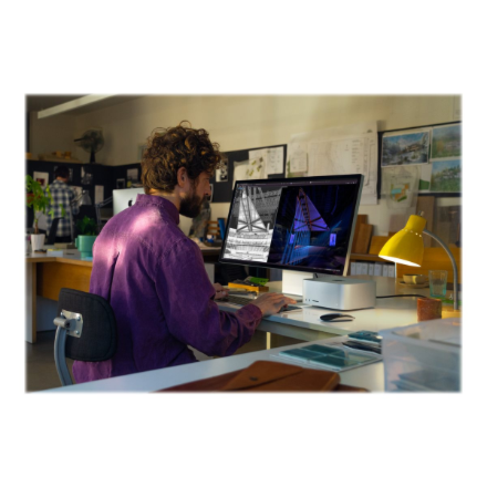 Apple | Studio Display, Nano-Texture Glass | 27 " | 5K | 16:9 | 60 Hz | 5120 x 2880 pixels | 600 cd/m² | Silver - Image 7
