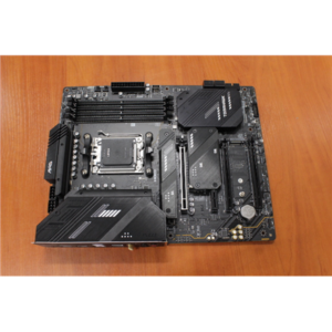 SALE OUT. | MSI MAG X670E TOMAHAWK WIFI | Processor family AMD | Processor socket AM5 | DDR5 | Number of SATA connectors 4 | USED, REFURBISHED, WITHOUT ACCESSORIES AND ORIGINAL PACKAGING, ONLY BACK PANEL INCLUDED