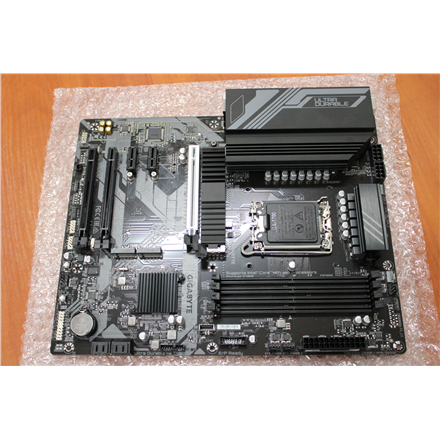 SALE OUT. | Gigabyte Z790 D | Processor family Intel | Processor socket LGA1700 | DDR5 | Supported hard disk drive interfaces SATA, M.2 | Number of SATA connectors 6 | WITHOUT MANUALS AND ACCESSORIES ONLY BACK PANEL INCLUDED. - Image 3